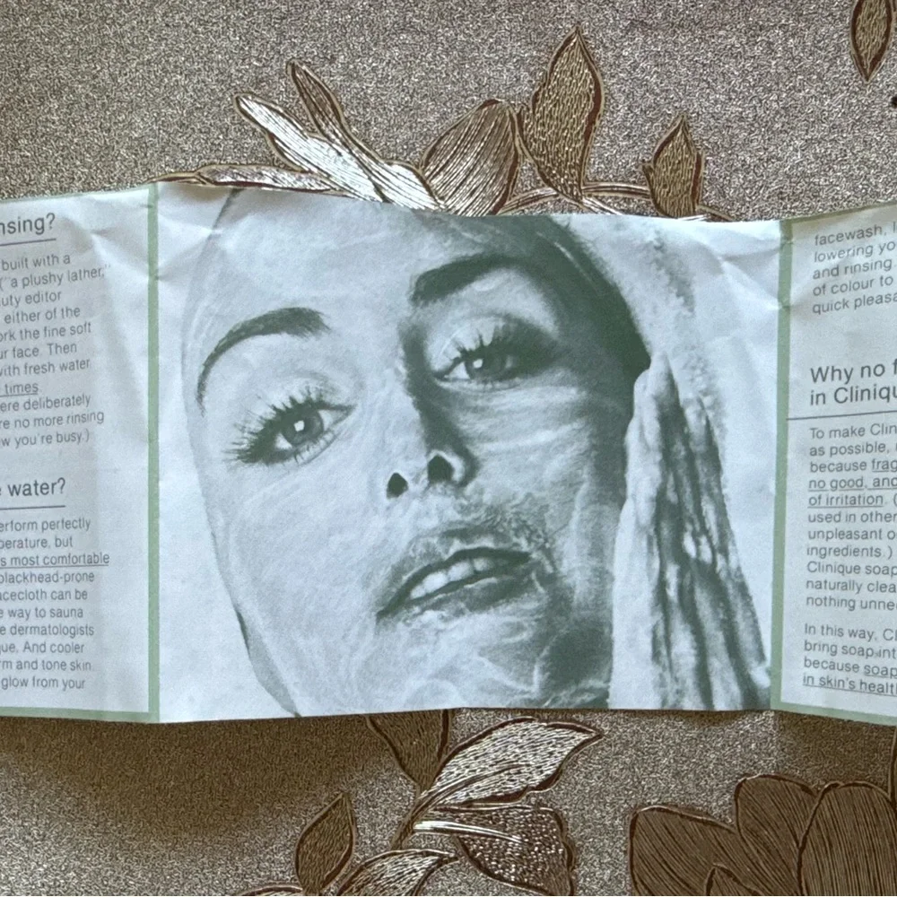 Vintage Clinique Soap Dish (Dish ONLY - no soap) - Picture 5 of 13